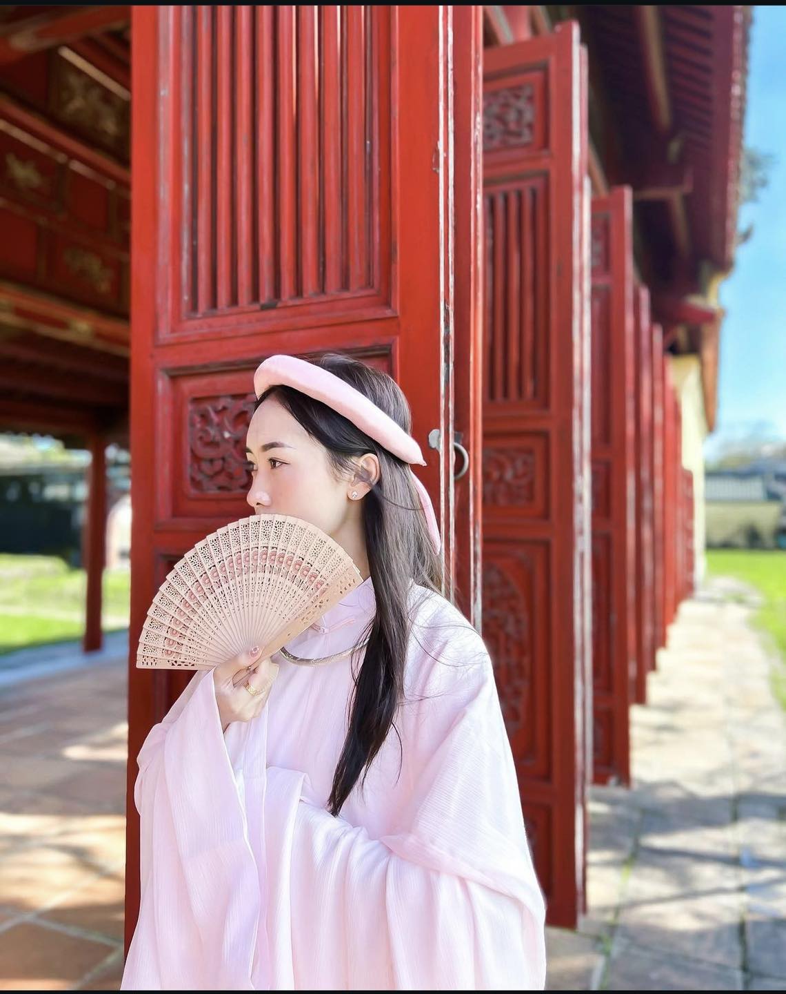 順化古都的建築之美 古都順化擁有許多雄偉的山脈、綿長的細白沙灘、詩意的河流…