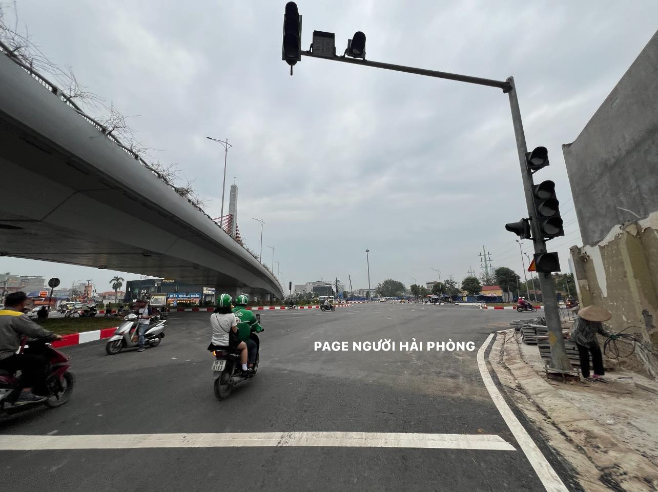 我的追蹤者人數剛剛達到 600 位追蹤者人了！感謝大家的持續支持，沒有你們每一個人的幫助，我永遠無法走到這一步。