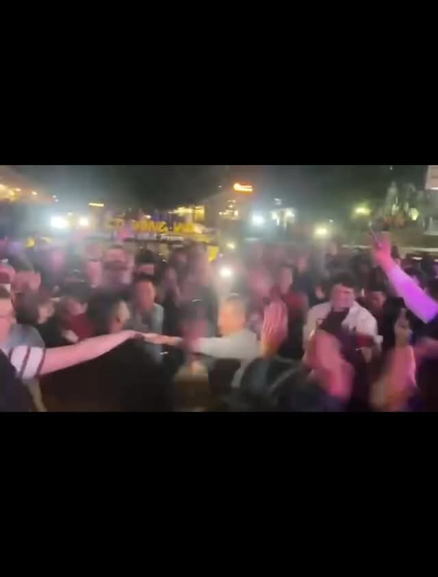 越南河江一到了週末廣場就嗨起来了！不用花錢的嗨法
 #名堂高端旅游關注我們带大家玩最美的越南